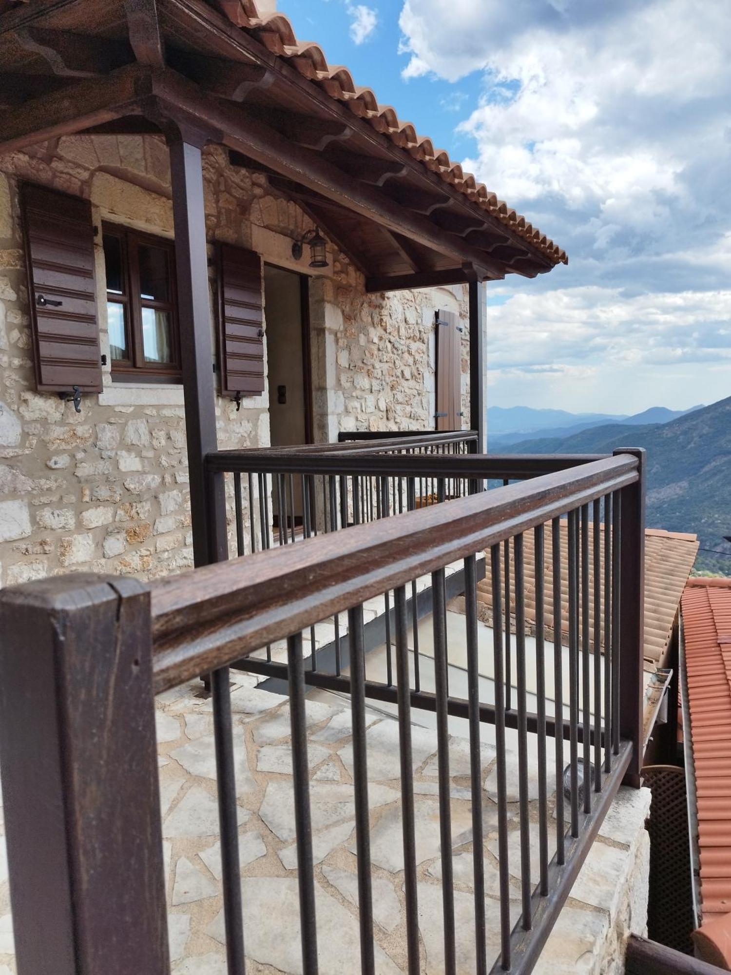 Lousiou Nymphes Escape Suites Dimitsana Exterior photo